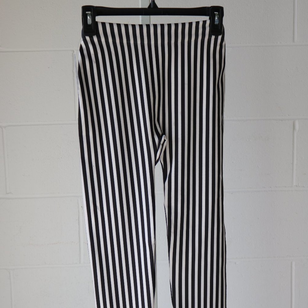 Women Stripe Leggings NWOT